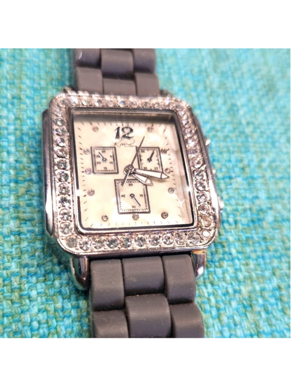 Kim Rogers Watch, Silver Tone MOP, triple time zone, New Battery